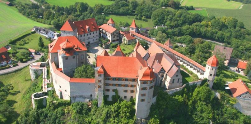 Old Town Center Apartments On The Romantic Road Harburg  Zewnętrze zdjęcie